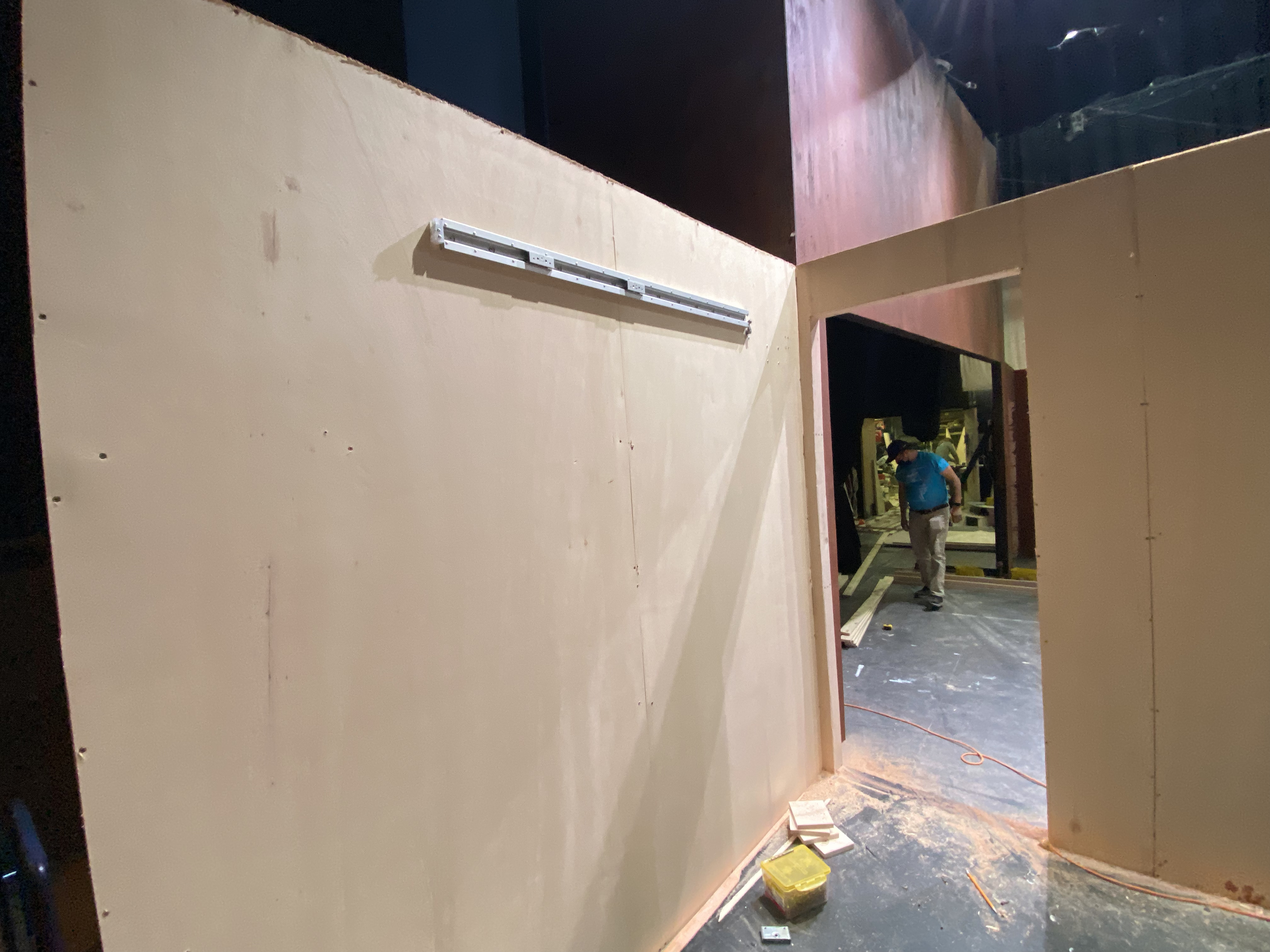 Clue trapdoor front wall